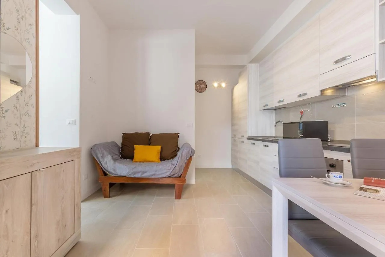 San Donato Fiere Essential Apartment W/Parking Bologna