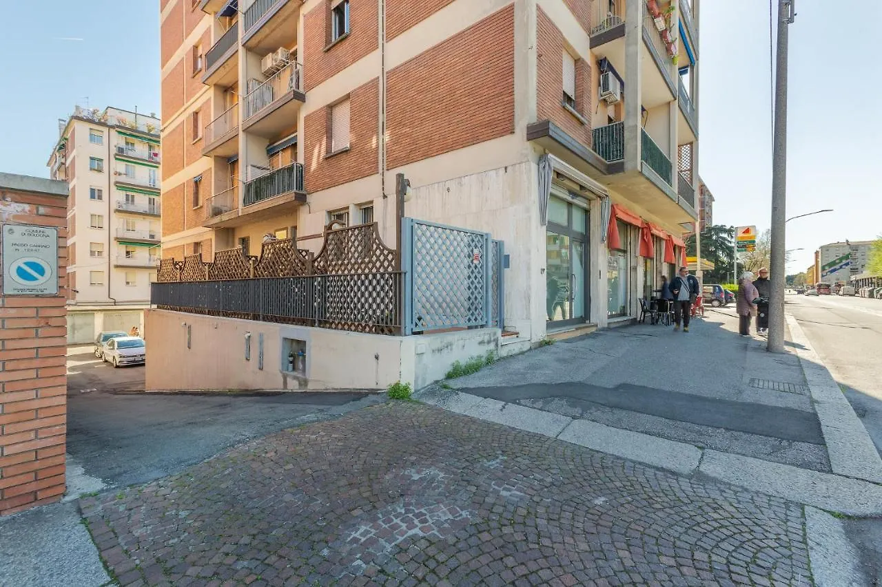 San Donato Fiere Essential Apartment W/Parking Bologna
